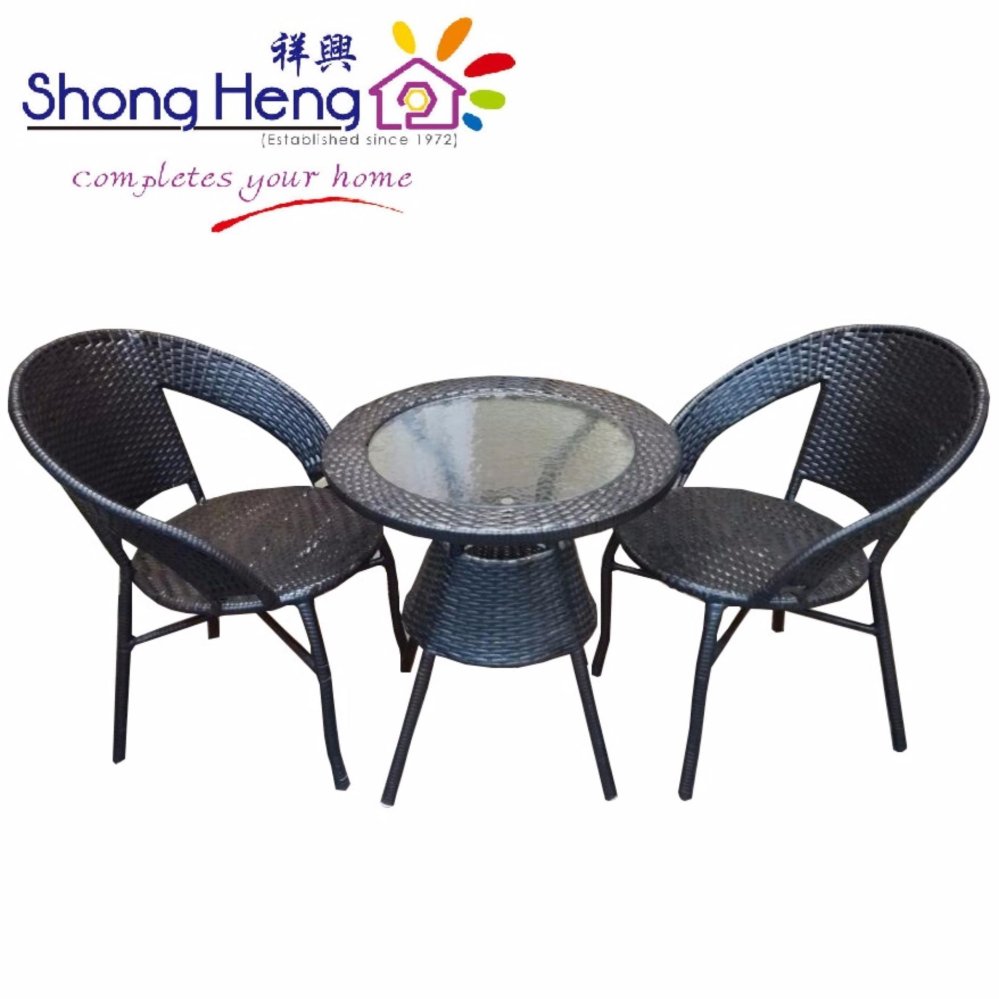 TRADITIONAL OUTDOOR FURNITURE SET ( 1 COFFEE TABLE + 2 CHAIRS)